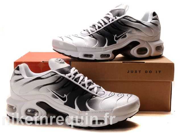 air tn blanc avec du noir uniquement (1)